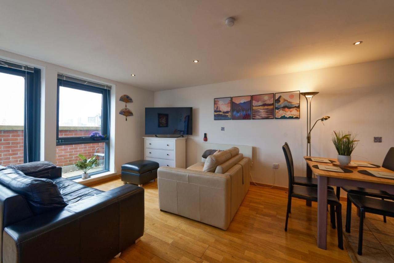 Sidemersey Livings- Convenient 1-Bedroom Flat With A View, Central Liverpool Kültér fotó
