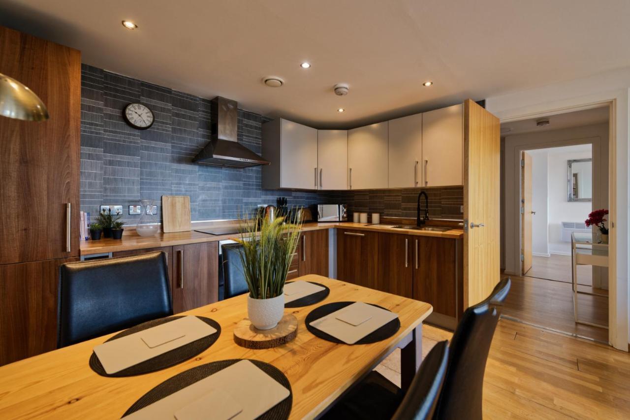 Sidemersey Livings- Convenient 1-Bedroom Flat With A View, Central Liverpool Kültér fotó