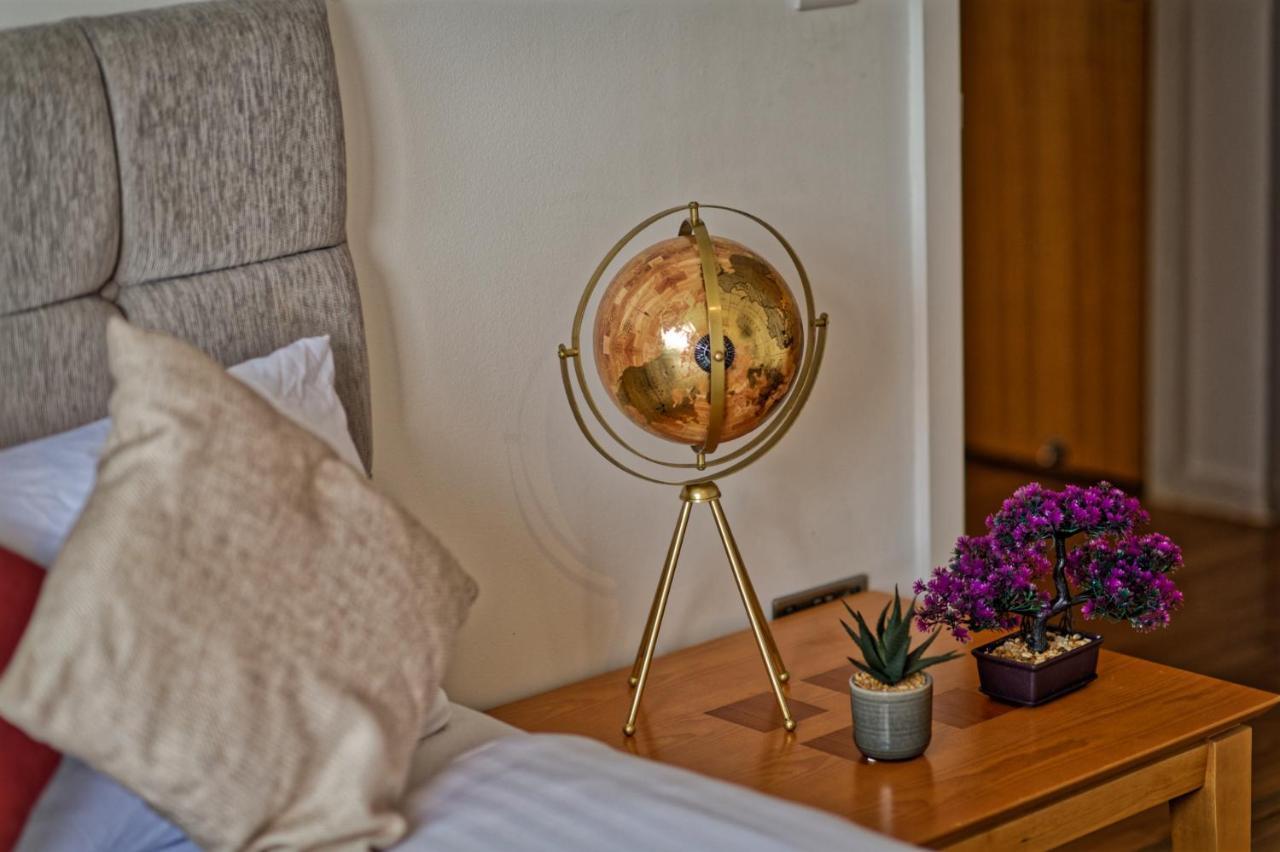 Sidemersey Livings- Convenient 1-Bedroom Flat With A View, Central Liverpool Kültér fotó